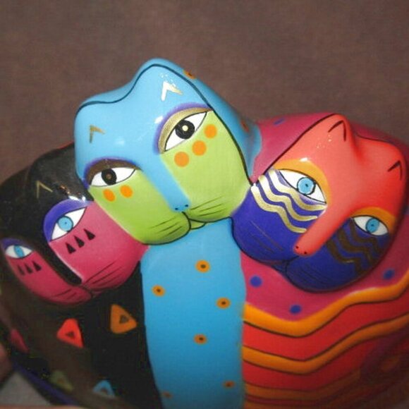 Vtg Laurel Burch Rainbow Cats Sculpture Feline Kitty Trio Hand Painted Signed - Picture 4 of 12